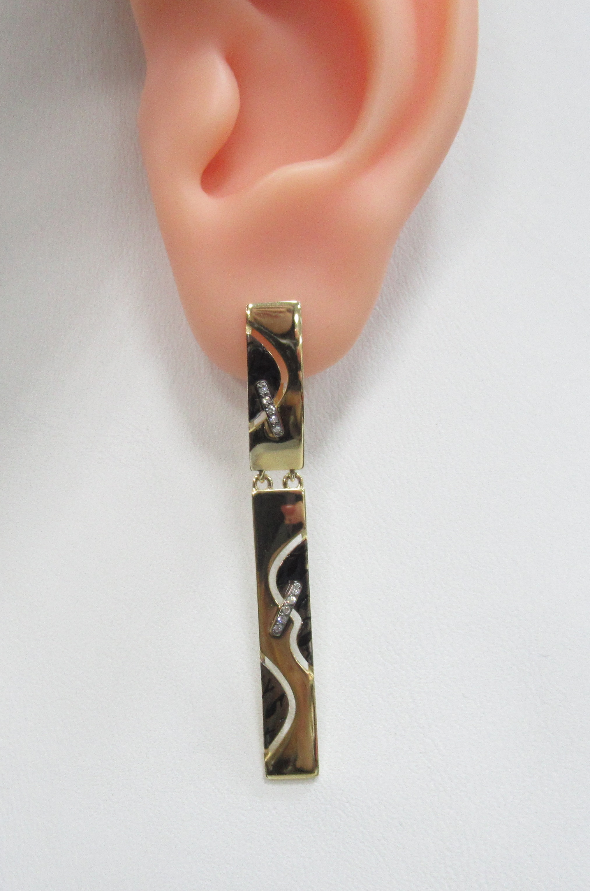 10511-001303 Серьги (Au 585)